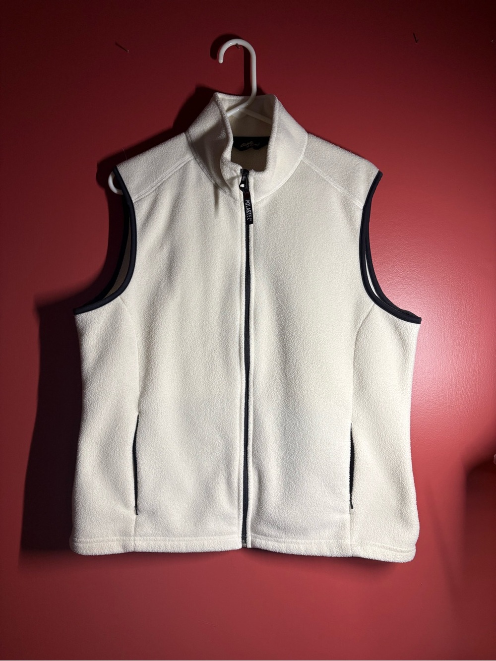 Women’s Eddie Bauer White Fleece Full-Zip Vest